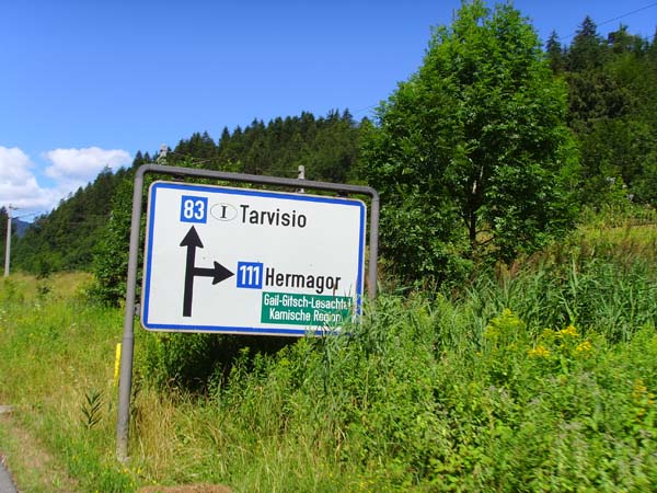 02 - Strassenschild Tarvisio