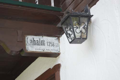 002-Labalm Schild